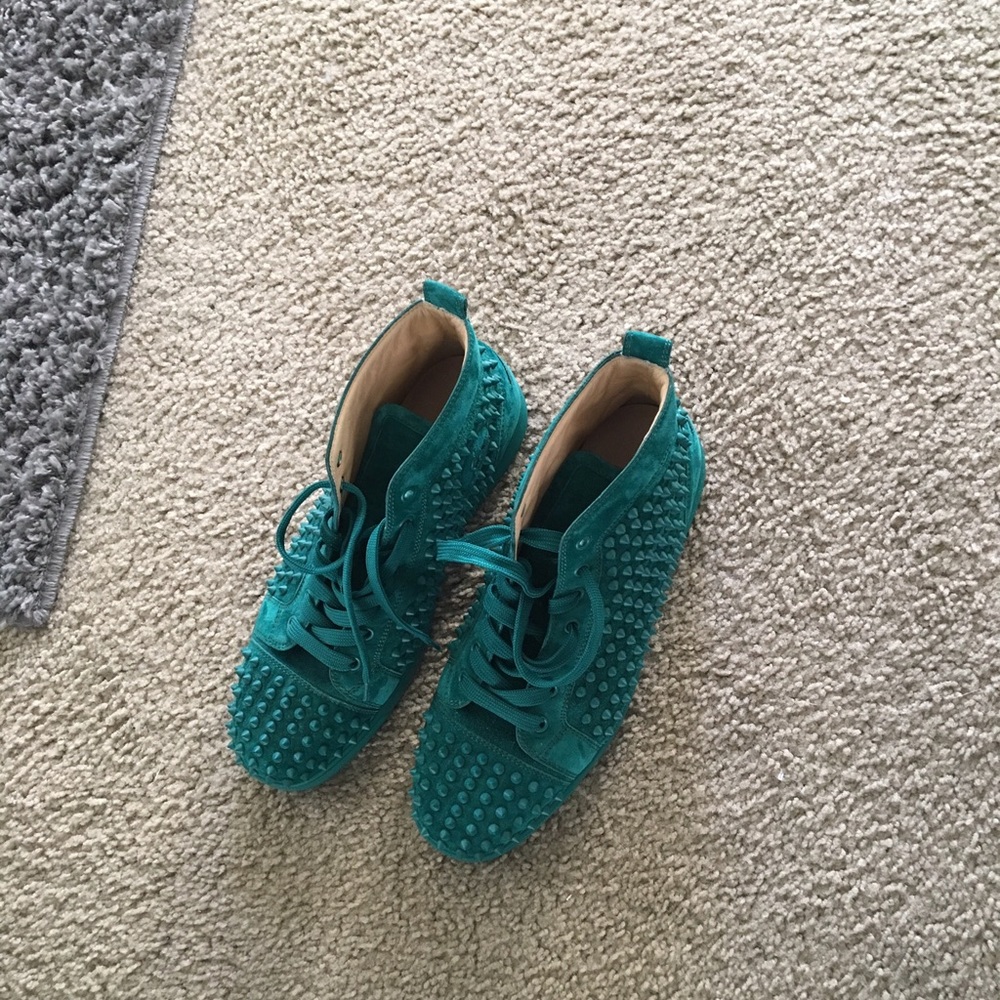 CHRISTIAN LOUBOUTIN  Only worn a few times!!!!!!! - Picture 5 of 6